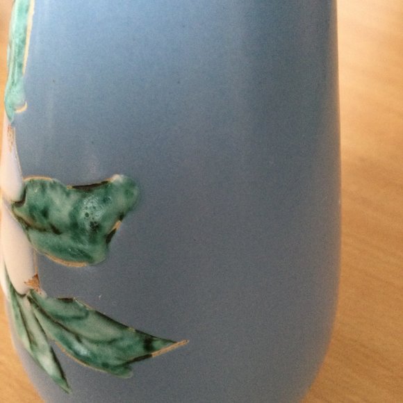 Handmade vase blue wit white flower dogwood - Picture 6 of 8